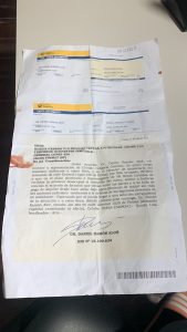 La notificación de desalojo que habría generado la agresión