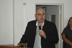 El director de la escuela, Fernando Baldarenas, agradeció el trabajo realizado
