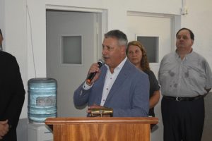 Sergio Busquet, Presidente Comunal de Chovet, compartió unas palabras en el comienzo del ciclo escolar