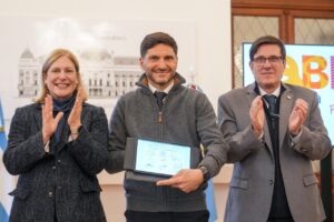 La Provincia financiará la construcción de 82 nuevas aulas en escuelas de los 19 departamentos mediante convenios con municipios y comunas.